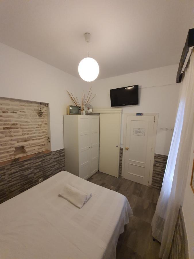 Recuerdos De La Abuela Apartment Севиля Екстериор снимка