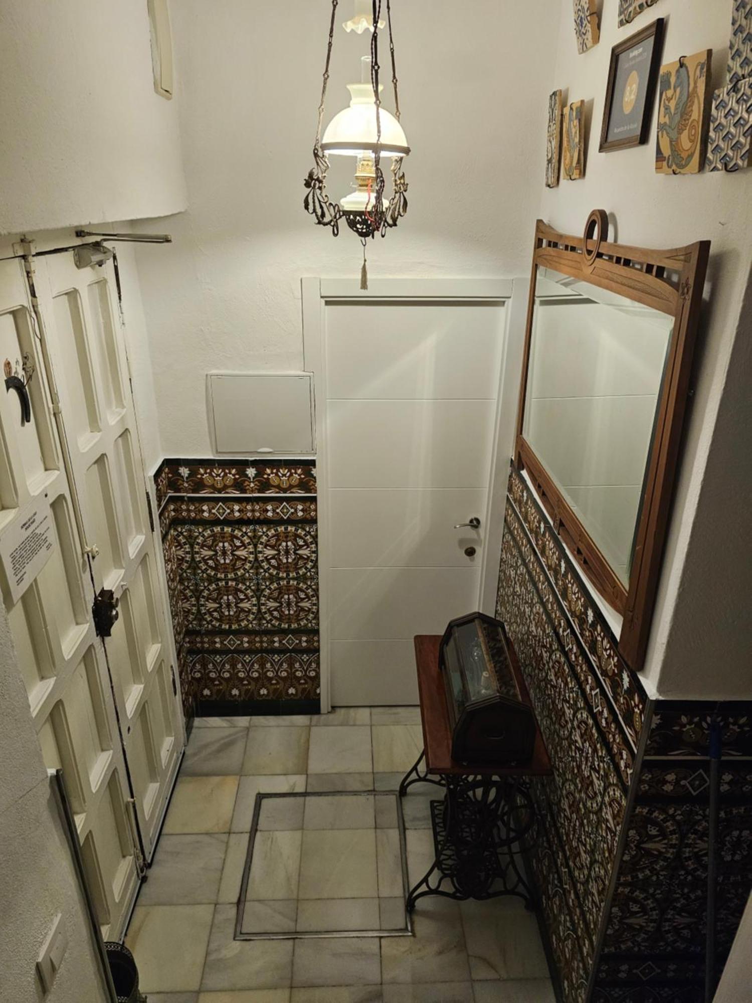 Recuerdos De La Abuela Apartment Севиля Екстериор снимка